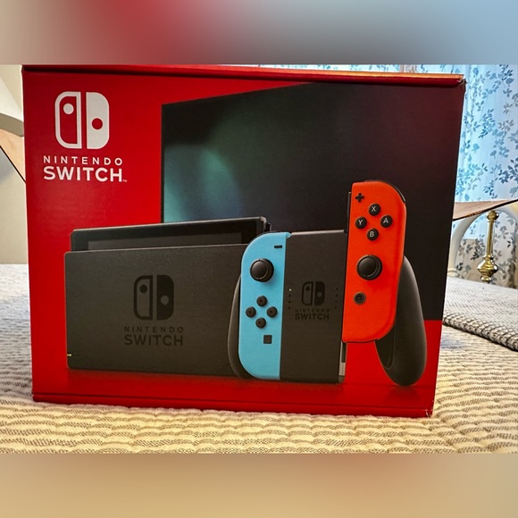 LIMITED TIME! Free Shipping! Nintendo Switch 32GB Detachable Joy-Con HDMI - NEW!
